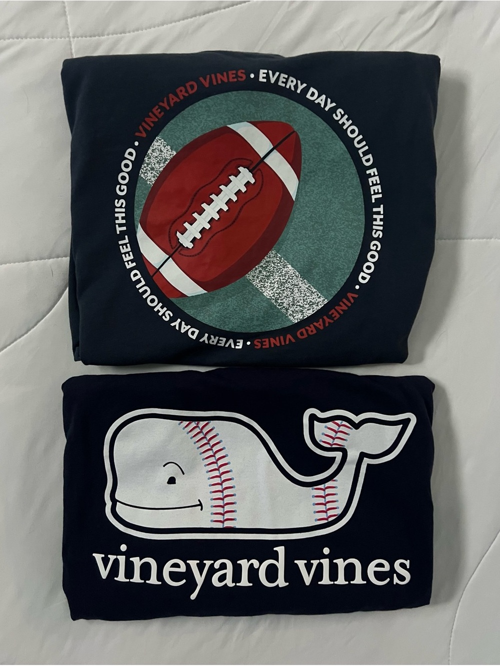 Vineyard Vines Navy Graphic Sports Tee LOT football baseball YL(16) EUC